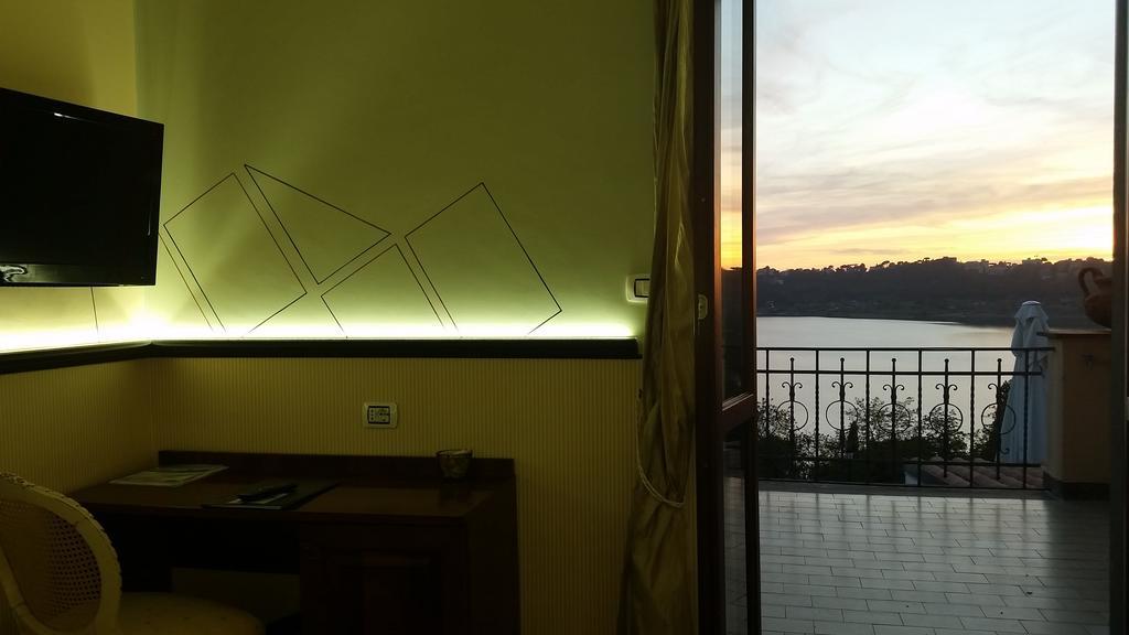 Hotel Villa Degli Angeli 카스텔간돌포 외부 사진