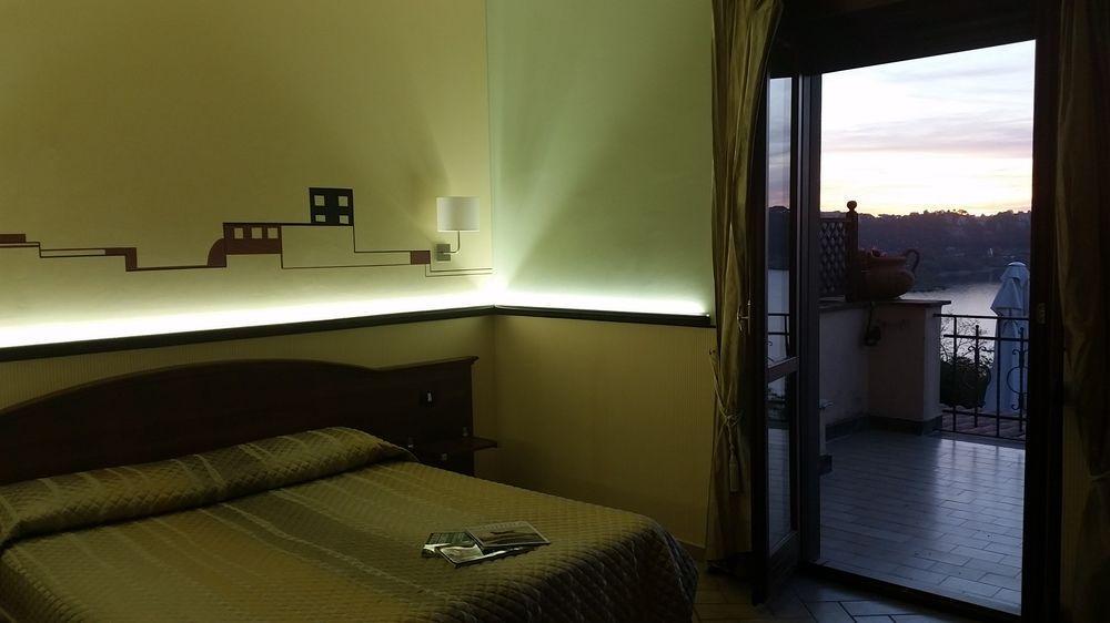 Hotel Villa Degli Angeli 카스텔간돌포 외부 사진