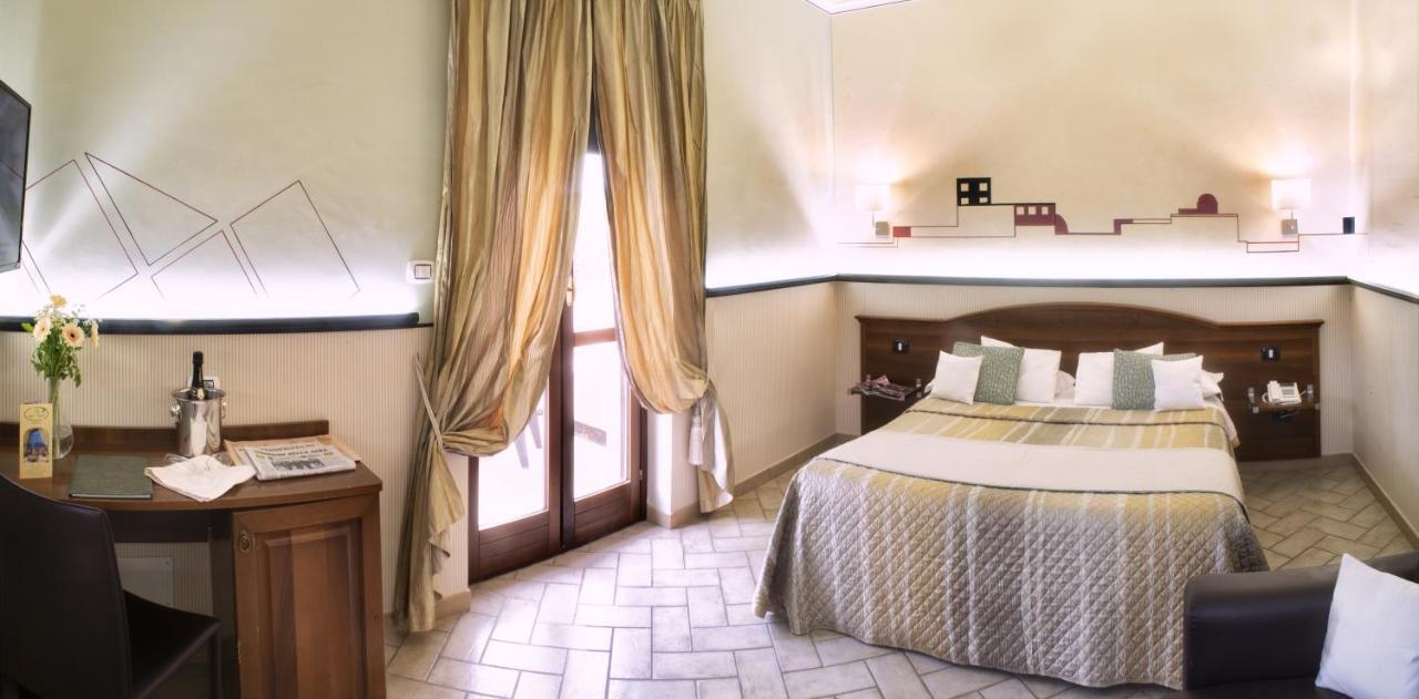 Hotel Villa Degli Angeli 카스텔간돌포 외부 사진