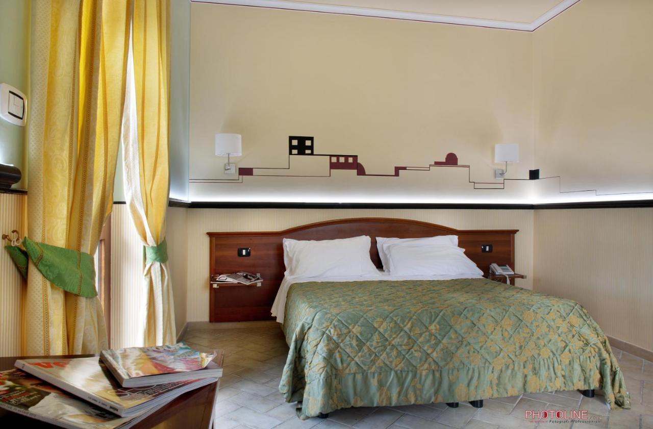 Hotel Villa Degli Angeli 카스텔간돌포 외부 사진