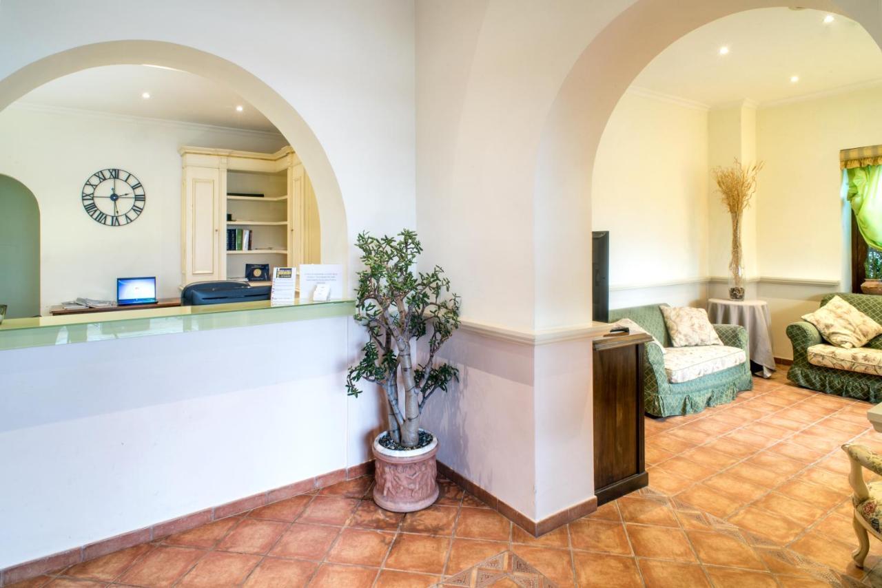 Hotel Villa Degli Angeli 카스텔간돌포 외부 사진